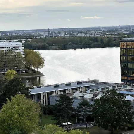 Superbe T4 Vue, Métro Commerces * Créteil