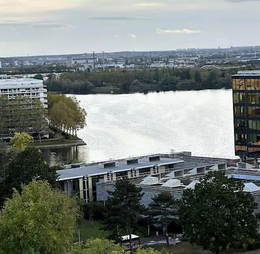 Superbe T4 Vue, Métro Commerces * Créteil