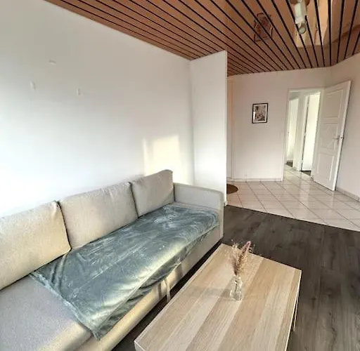 Appartement Superbe T4 Vue, Métro Commerces *